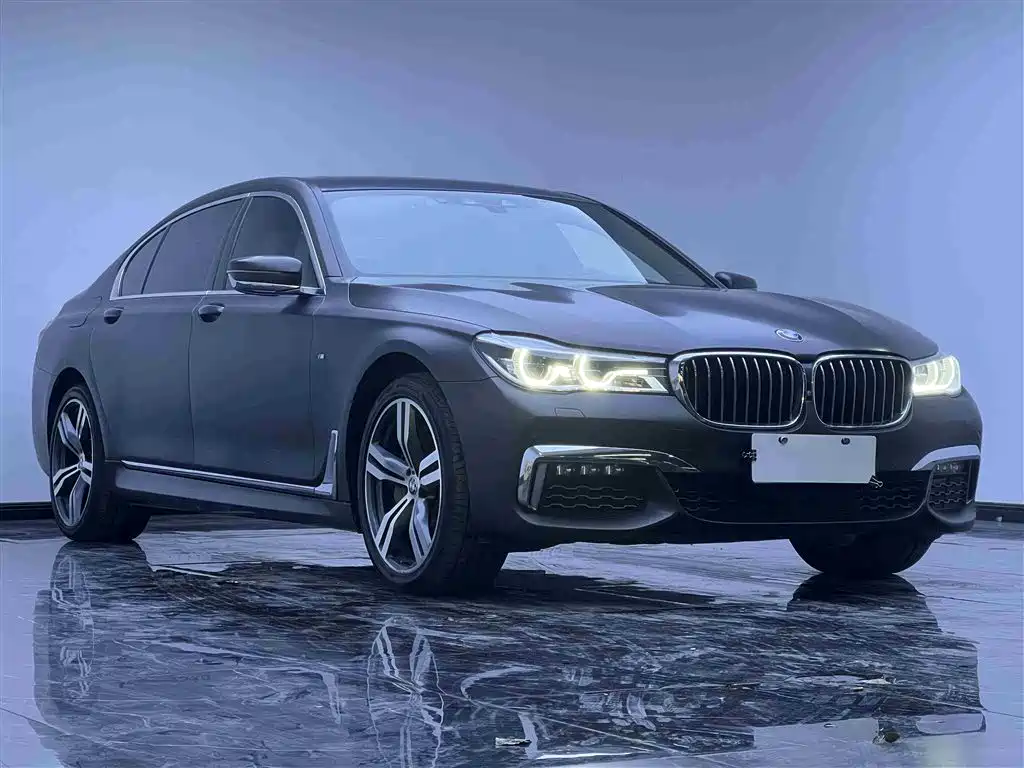 BMW 7 Series 2018 — фото 3