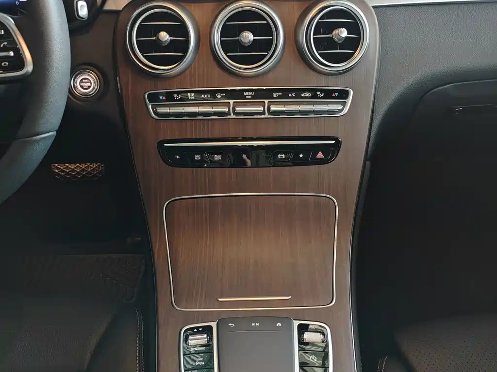 Mercedes-Benz GLC 2021 — фото 12