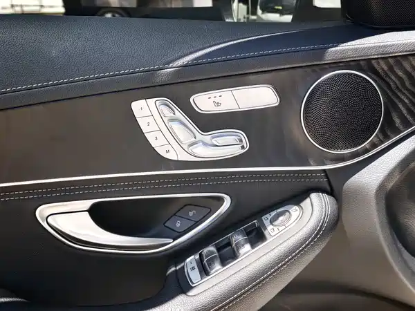 Mercedes-Benz C-Class 2020