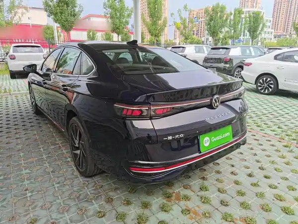 Volkswagen Magotan 2024