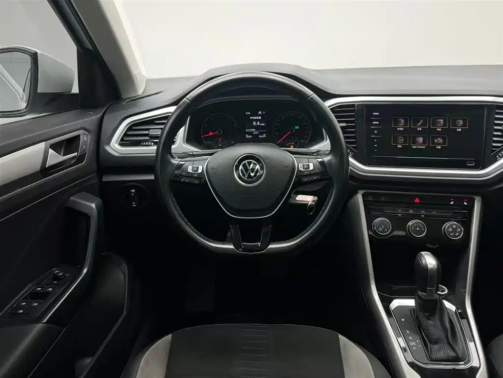 Volkswagen T-Roc 2022 — фото 13