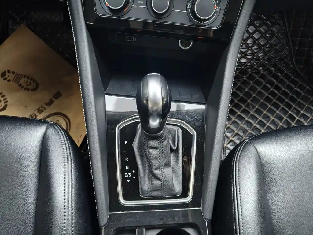 Jetta VS5 2022