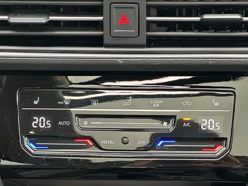 Volkswagen Tiguan L 2024 — фото 12