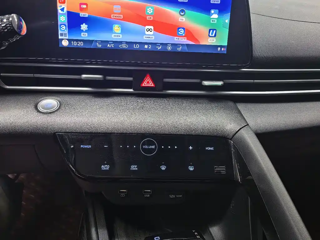 Hyundai Elantra 2023 — фото 15
