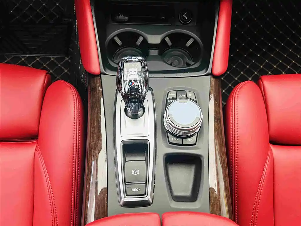 BMW X6 2014 — фото 17