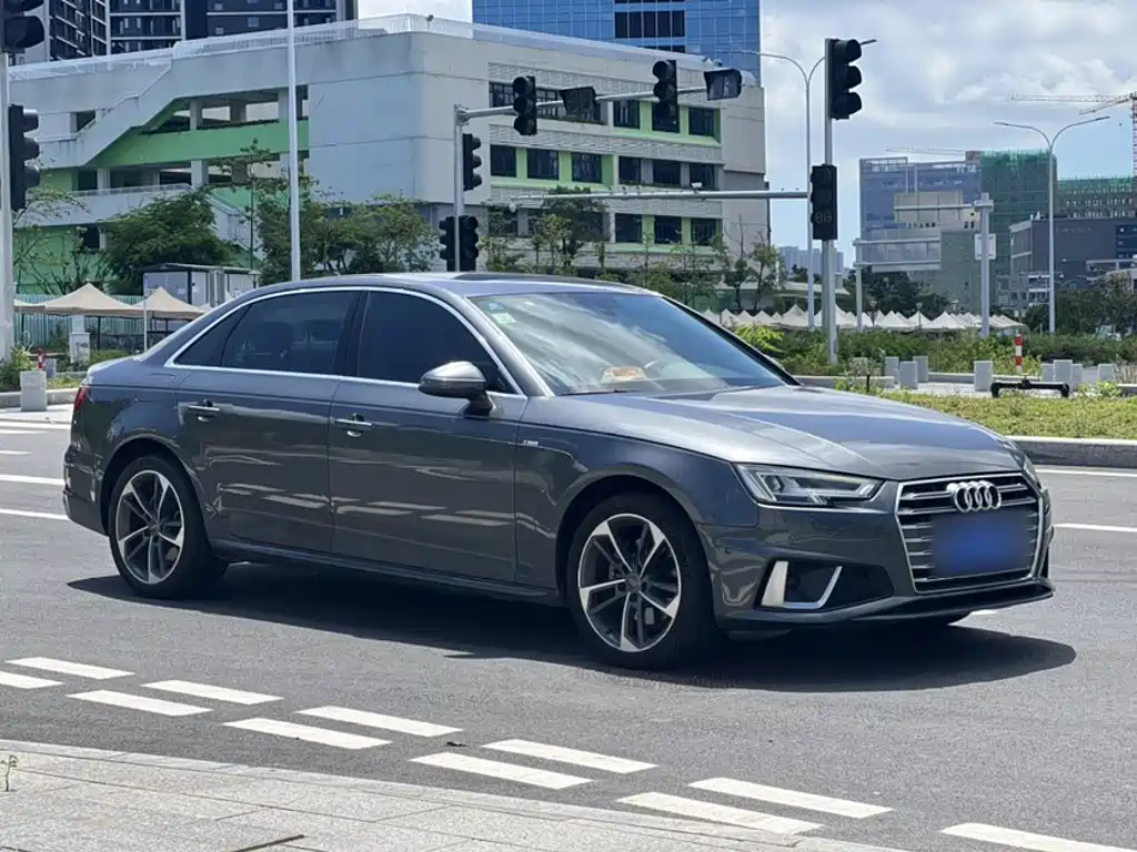 Audi A4L 2020 — фото 10