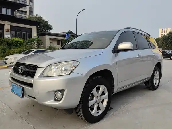 Toyota RAV4 2012