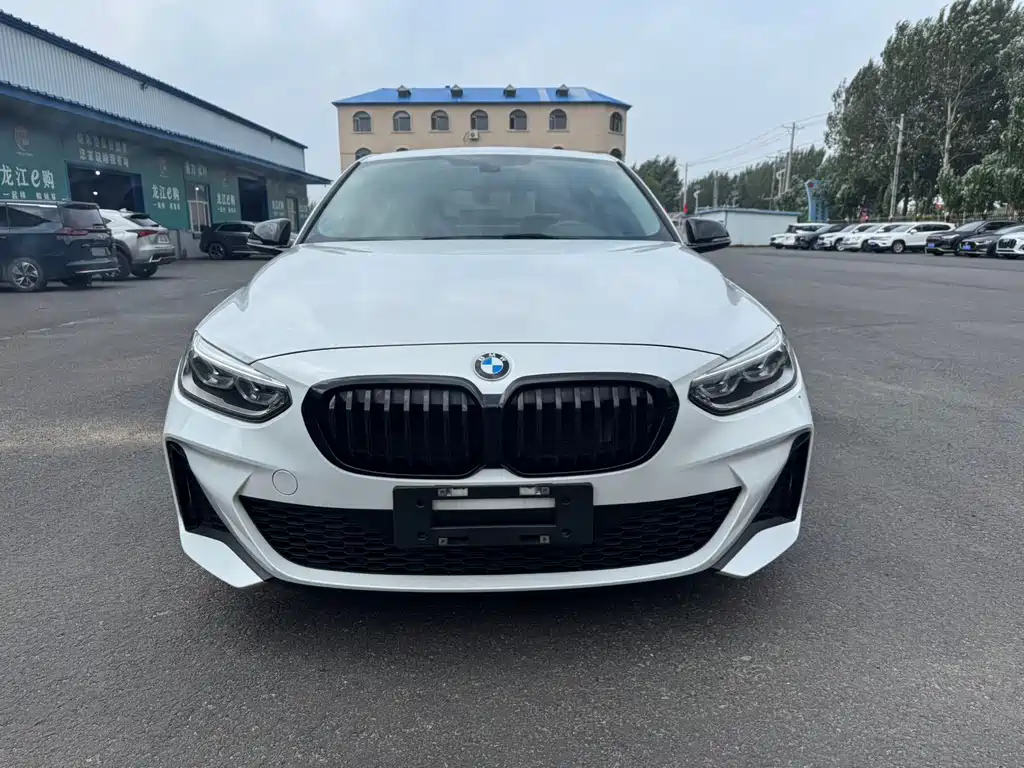 BMW 1 Series 2022