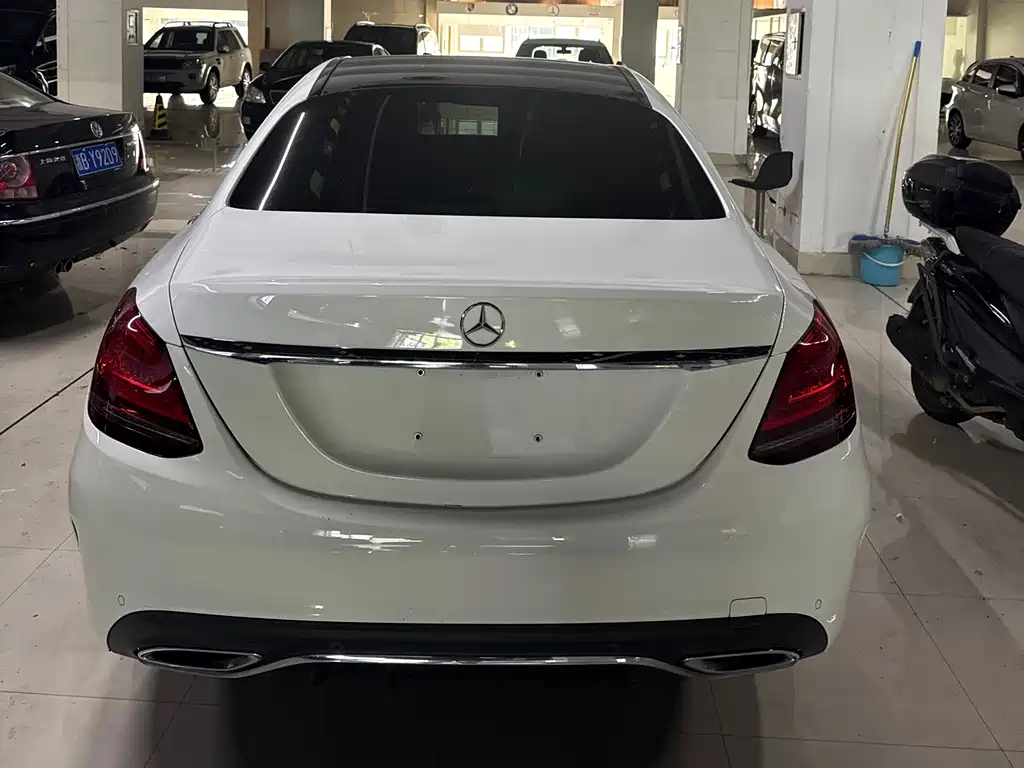 Mercedes-Benz C-Class 2021 — фото 11