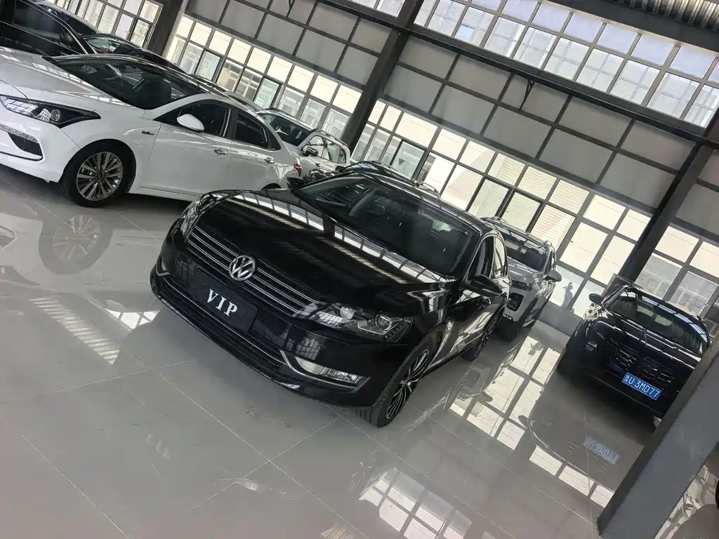 Volkswagen Passat 2015 — фото 18