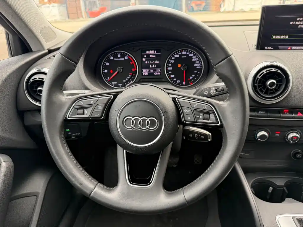 Audi A3 2017 — фото 11