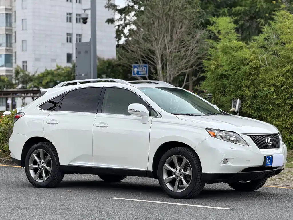 Lexus RX Classic 2010 — фото 3