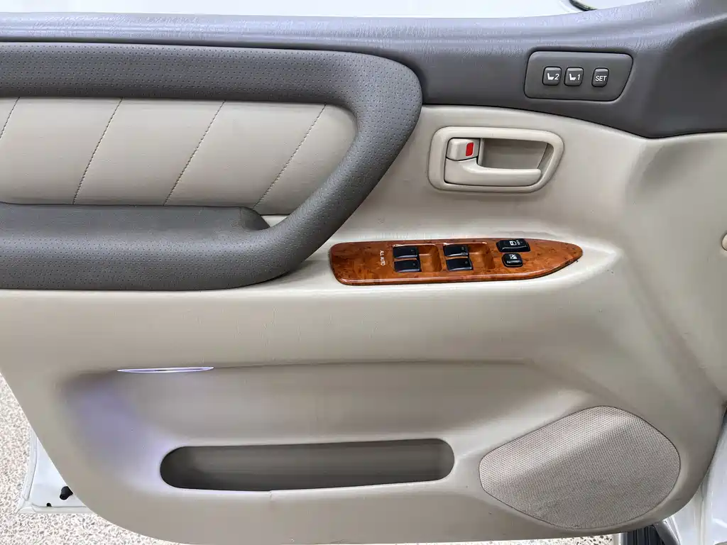 Toyota Land Cruiser 2007 — фото 34