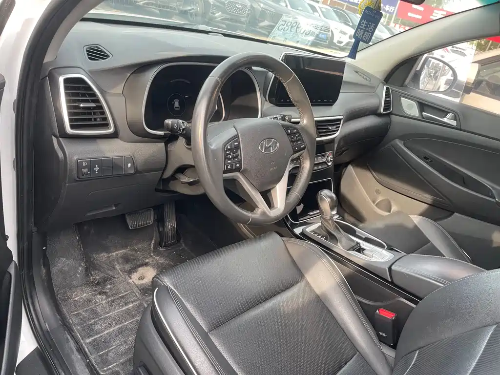 Hyundai Tucson 2019 — фото 4