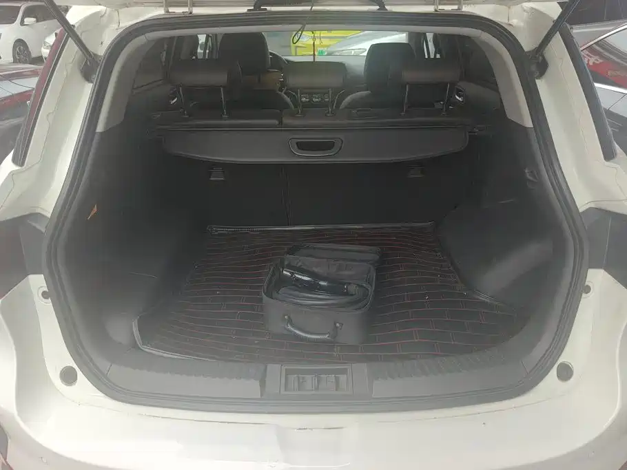 GAC Trumpchi GS4 New Energy 2019 — фото 4