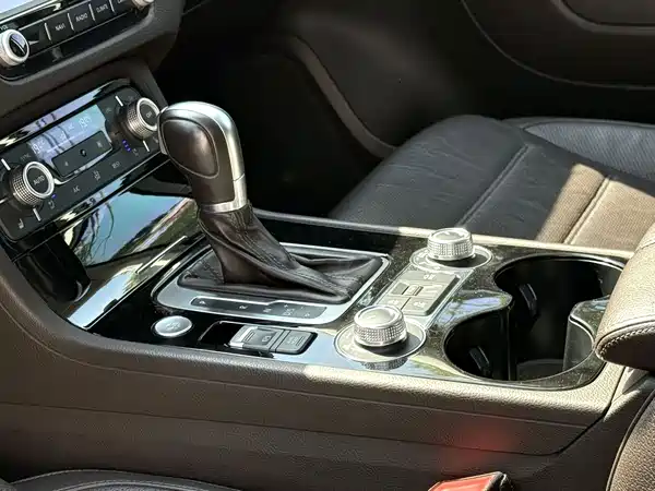 Volkswagen Touareg 2016