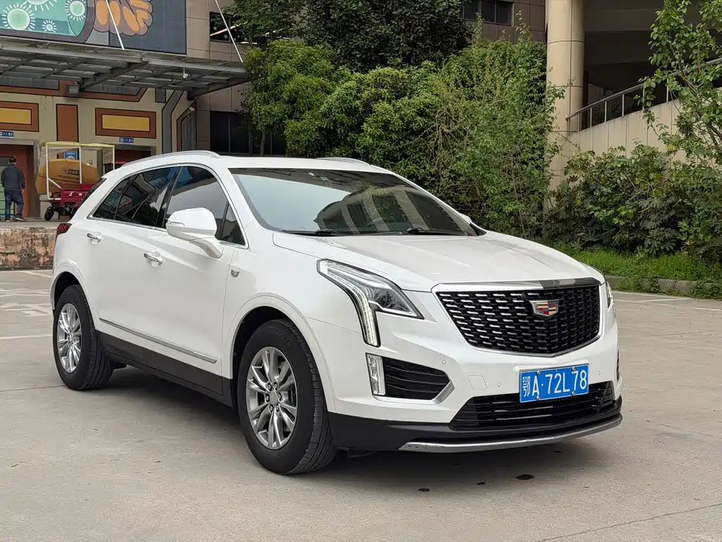 Cadillac XT5 2021 — фото 3