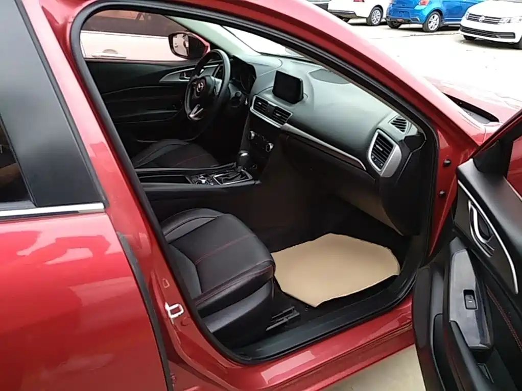 Mazda 3 Angkesela 2018 — фото 25