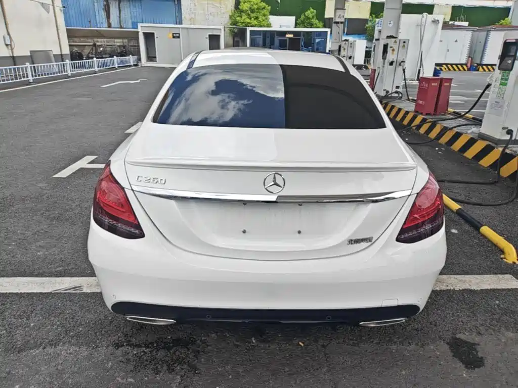 Mercedes-Benz C-Class 2020