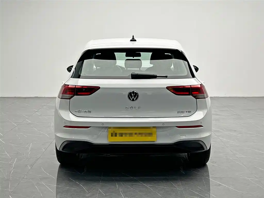Volkswagen Golf 2023