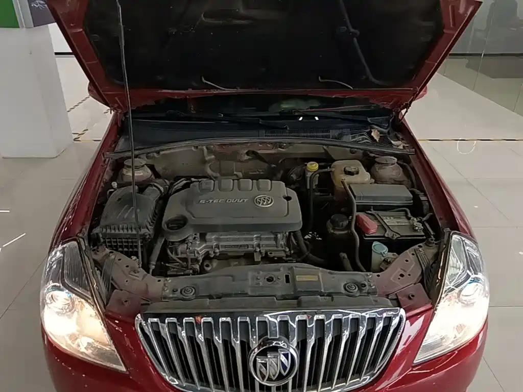 Buick Excelle 2015 — фото 20
