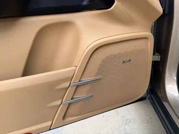 Porsche Cayenne 2016