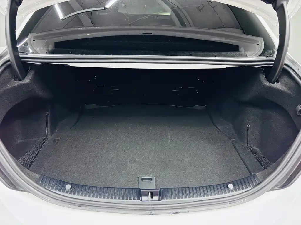 Mercedes-Benz C-Class 2020 — фото 16