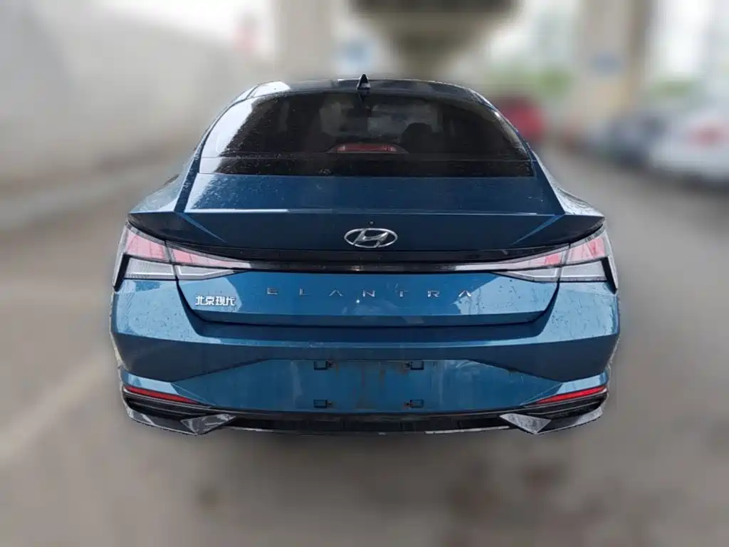 Hyundai Elantra 2021 — фото 10