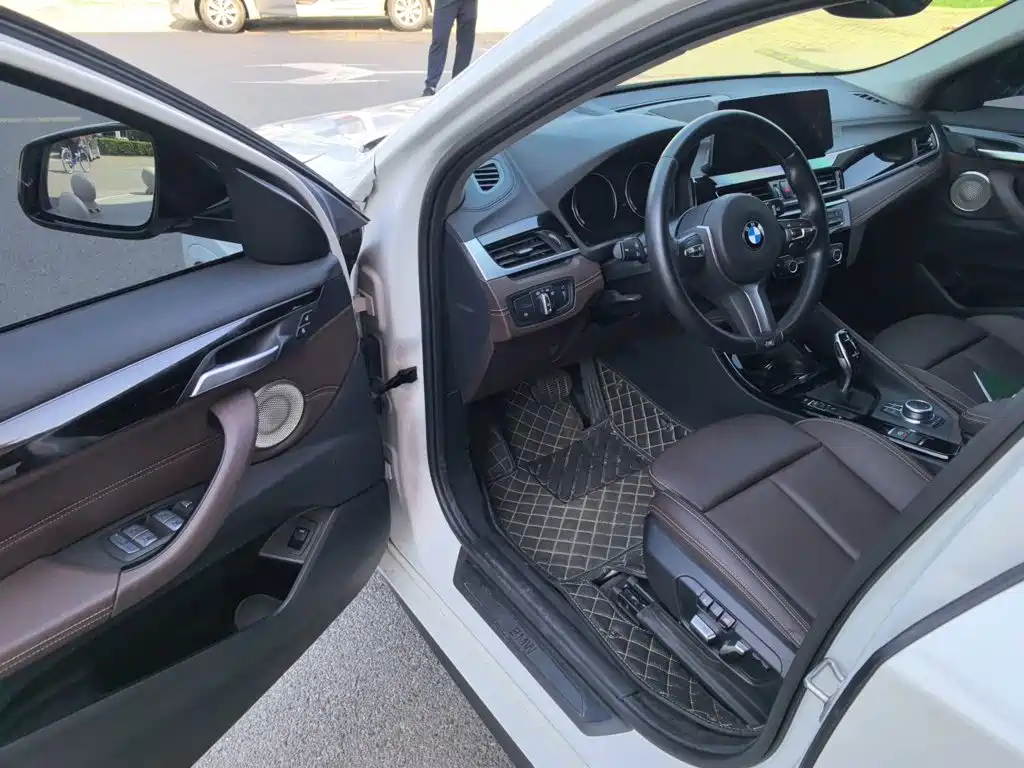 BMW X2 2021 — фото 13