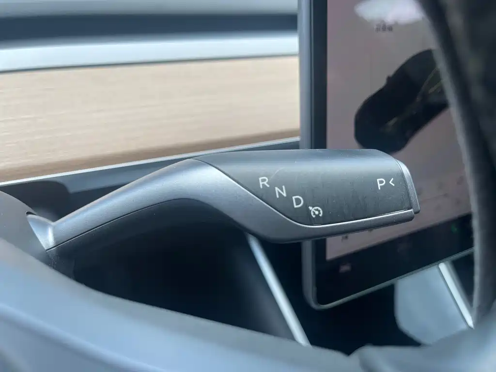Tesla Model 3 2019 — фото 18
