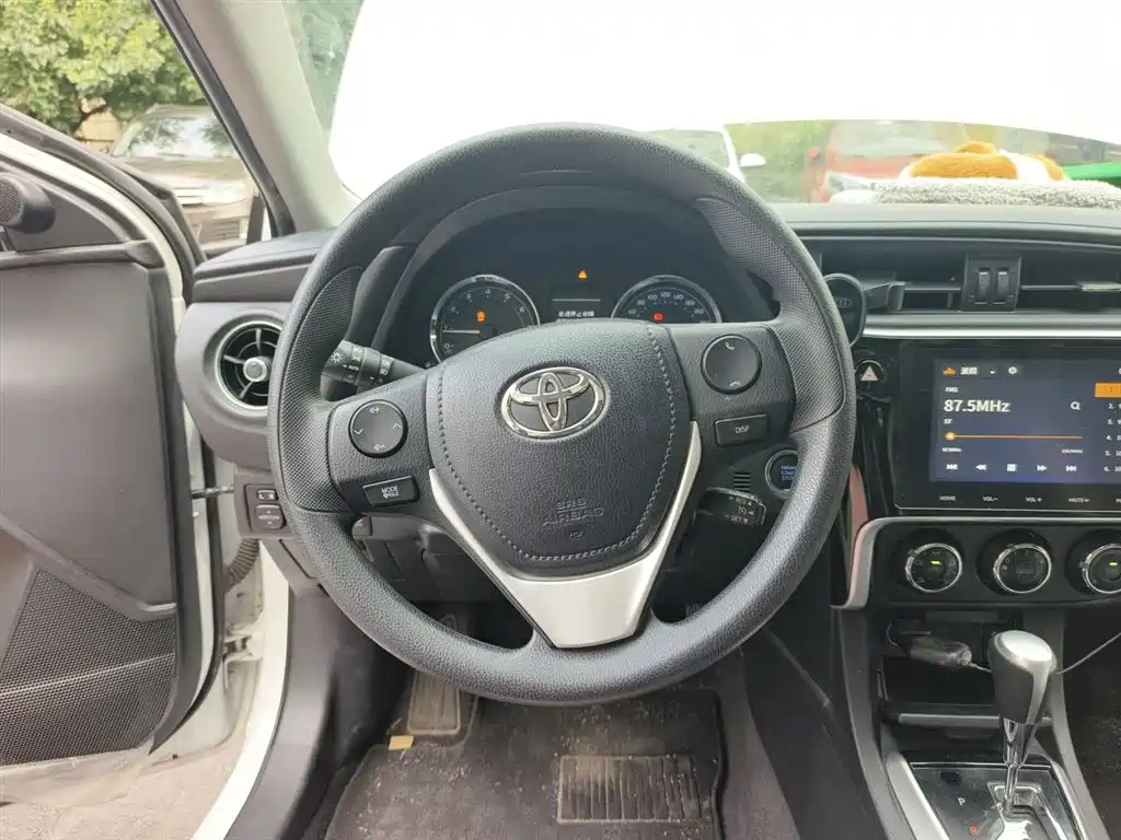 Toyota Corolla 2019 — фото 11