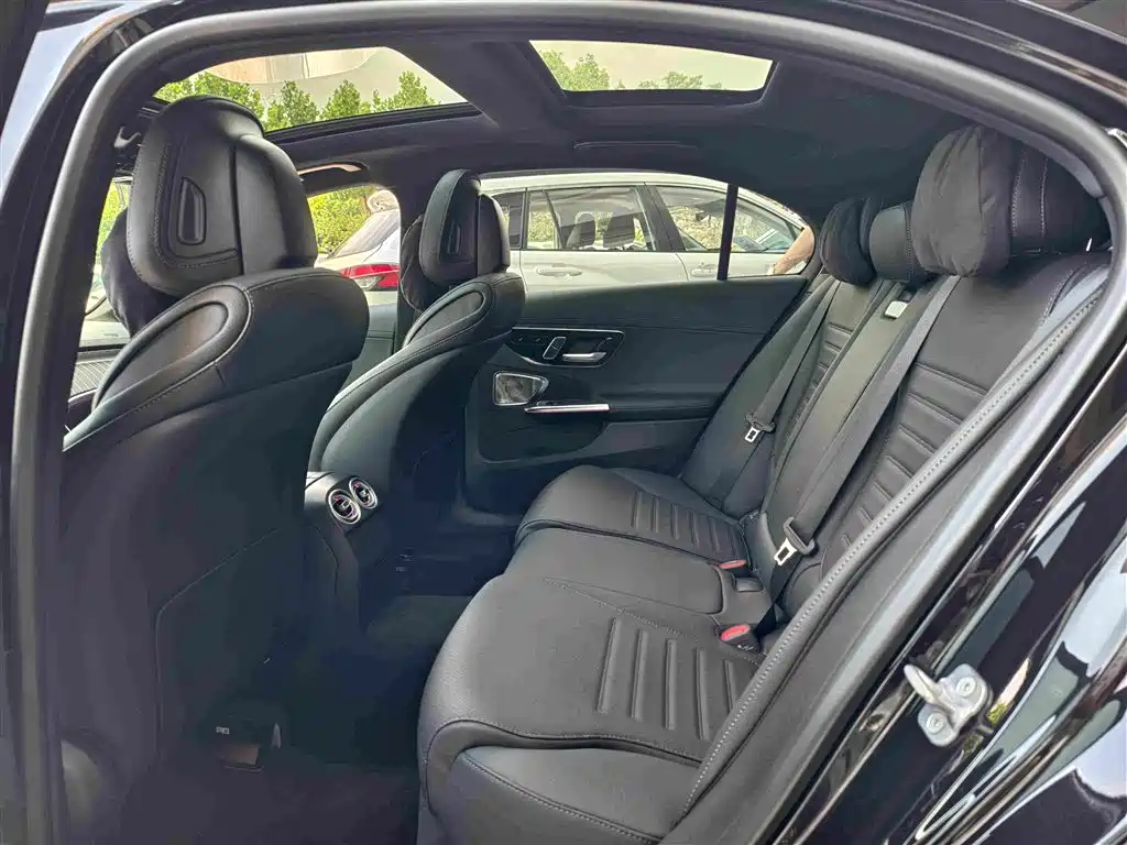 Mercedes-Benz C-Class 2026