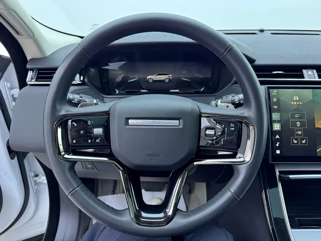 Land Rover Velar 2024 — фото 11