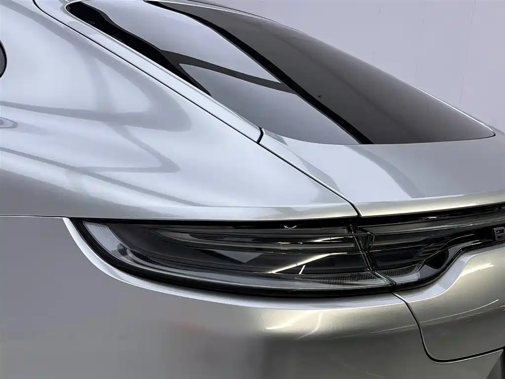 Porsche Panamera 2024 — фото 10