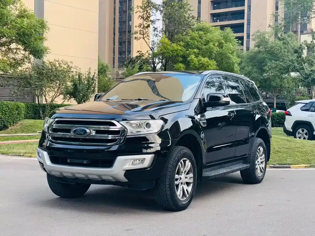 Ford Everest 2018 — фото 3