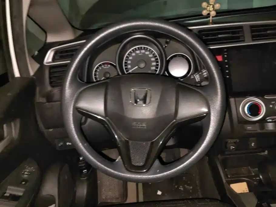 Honda Fit 2016 — фото 15