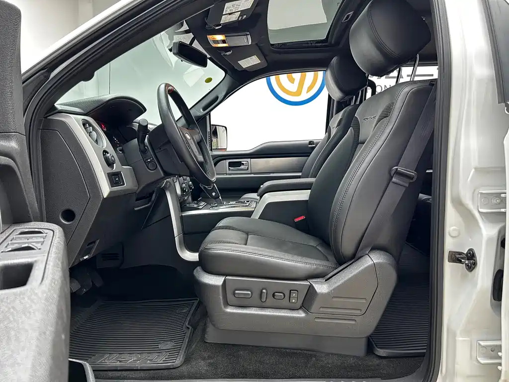 Ford F-150 Raptor 2015