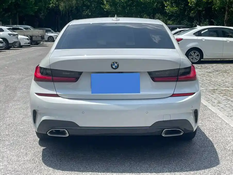 BMW 3 Series 2021