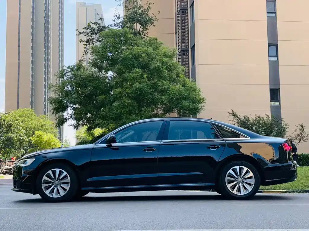 Audi A6L 2016