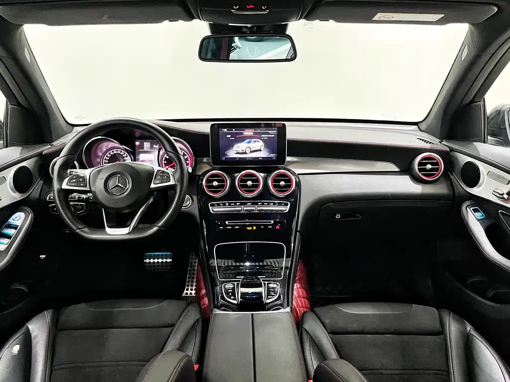 Mercedes-Benz GLC AMG 2018 — фото 4
