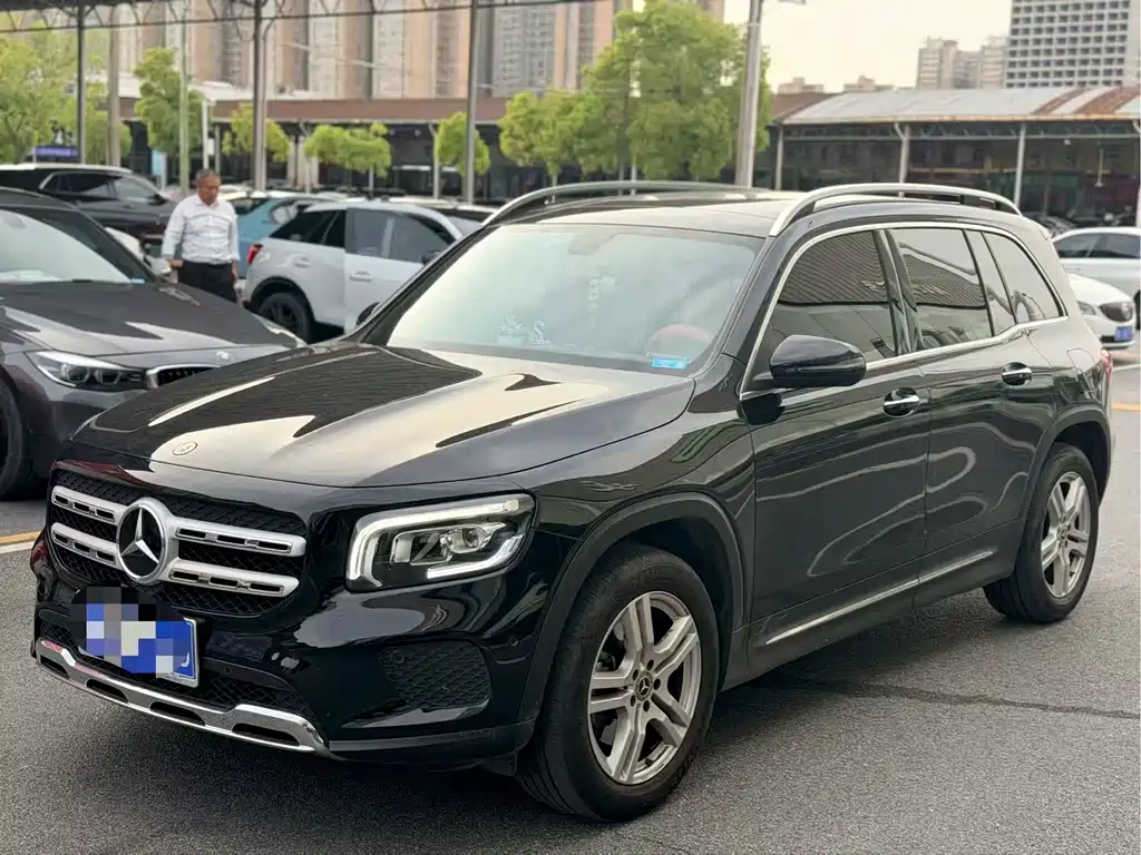 Mercedes-Benz GLB 2022 — фото 2