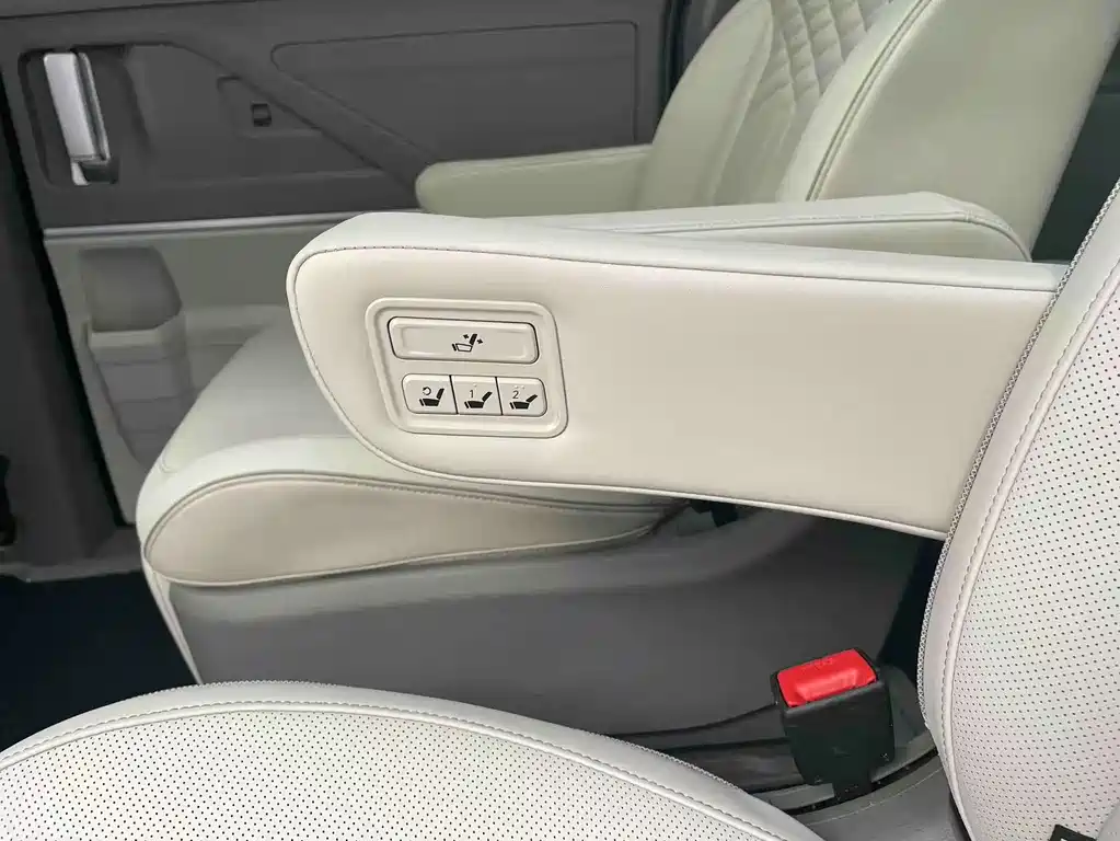 Hyundai Custo 2023 — фото 14