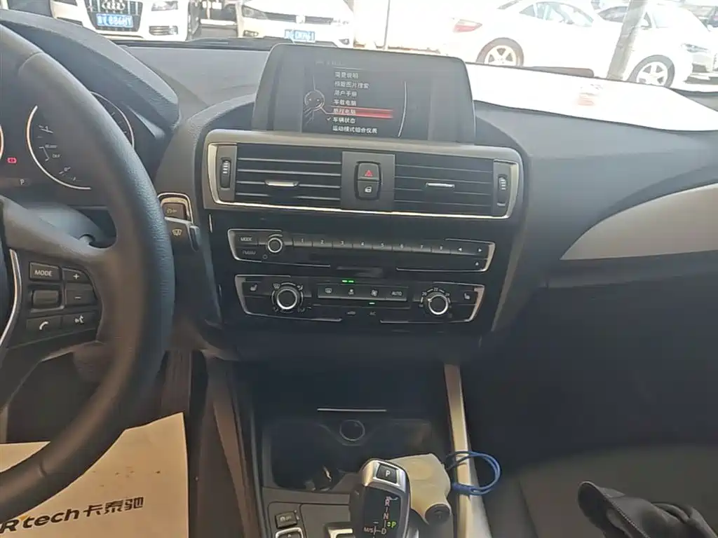 BMW 1 Series 2016 — фото 13