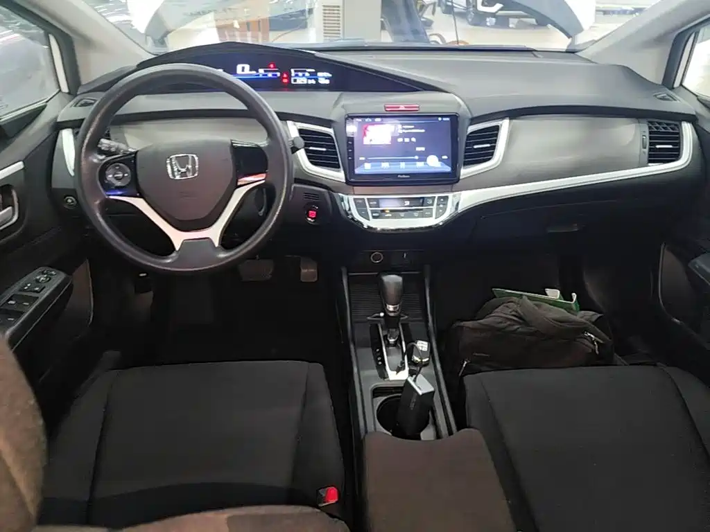 Honda Jade 2019 — фото 10
