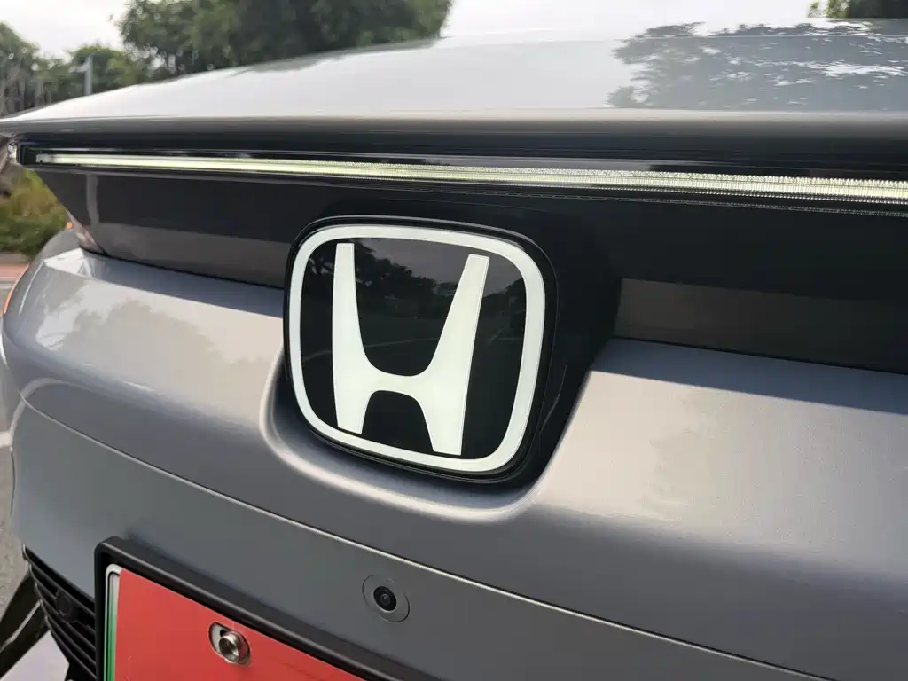 Honda e:NP2 2024 — фото 34