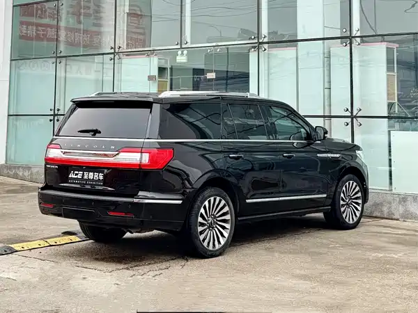 Lincoln Navigator 2019