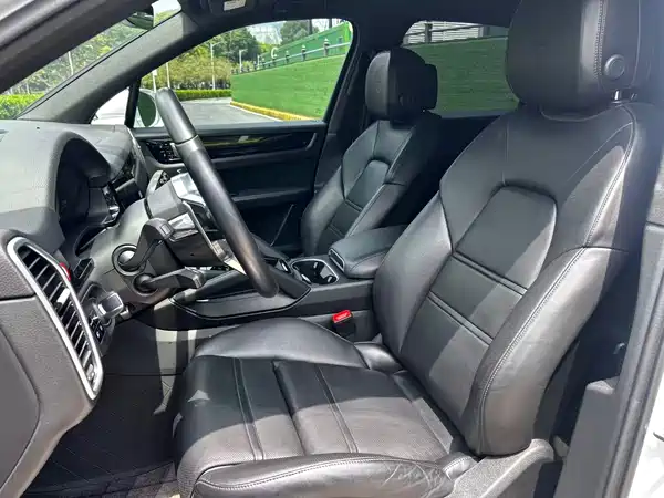 Porsche Cayenne 2019