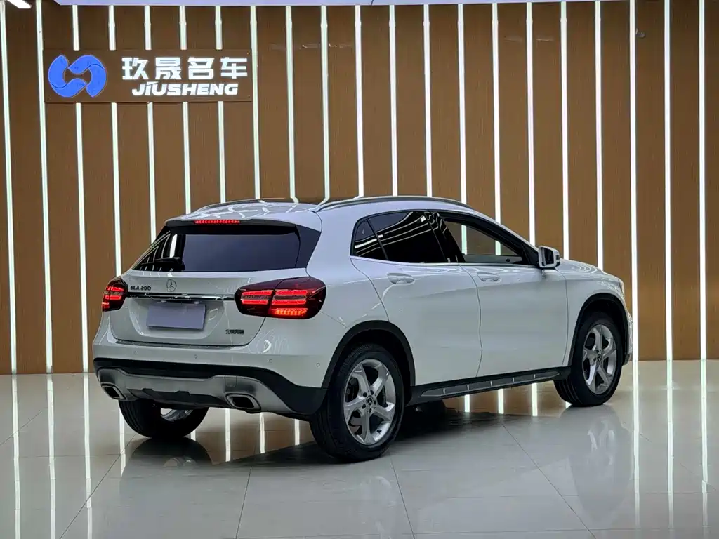 Mercedes-Benz GLA 2018