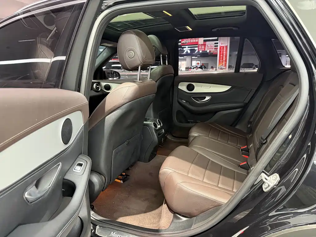 Mercedes-Benz GLC 2020 — фото 11