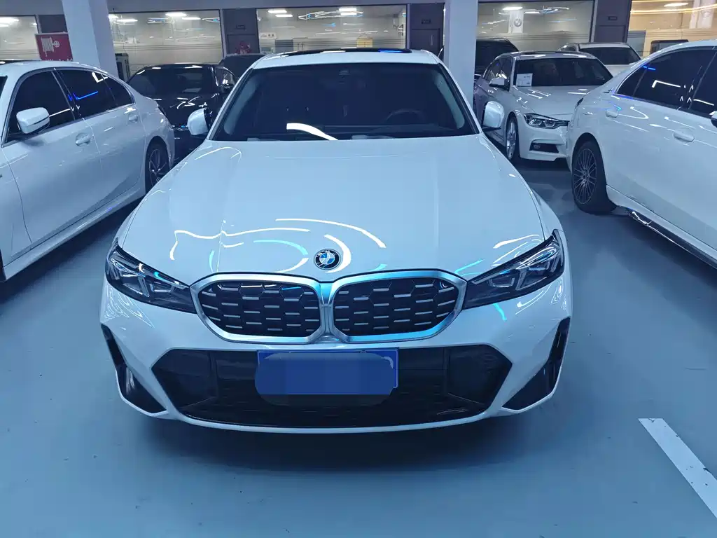 BMW 3 Series 2024